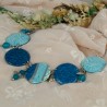 Collier signature bleu en polymère – Collection Reflet de bleu | Bijou artisanal élégant