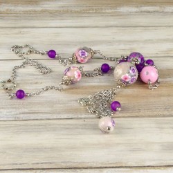 sautoir Fiora, chaine acier inoxydable, perles de verres violettes, perles polymère grises, roses et violettes