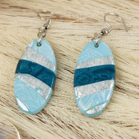 Détail du crochet américain et finition artisanale : légèreté et confort.